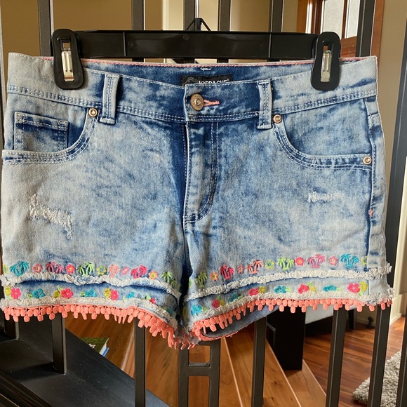 Girls Jordache faded blue dye shorts - Picture 1 of 5